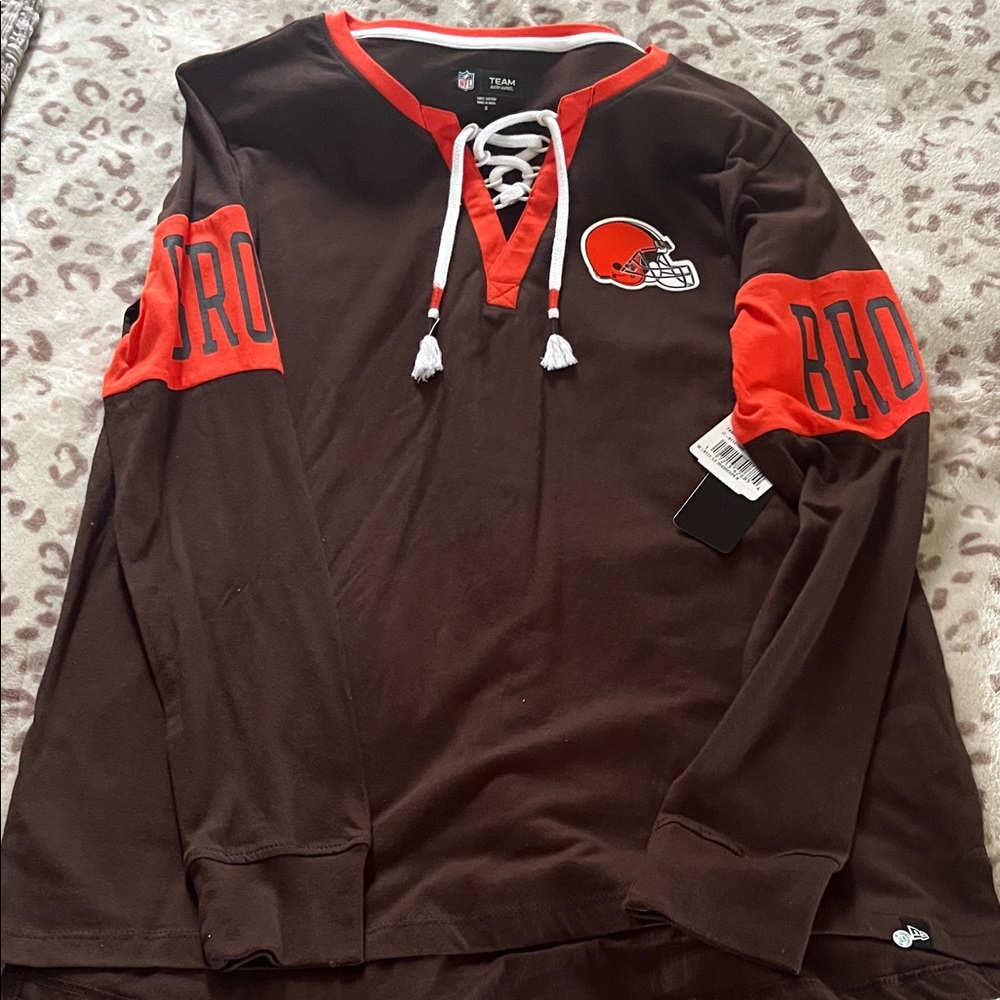 NFL Cleveland Browns Lace-Up Long Sleeve Tee - Brown & Orange